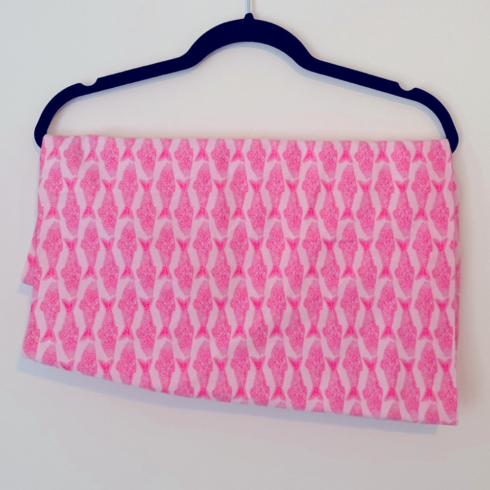 Vineyard vines fish skirt